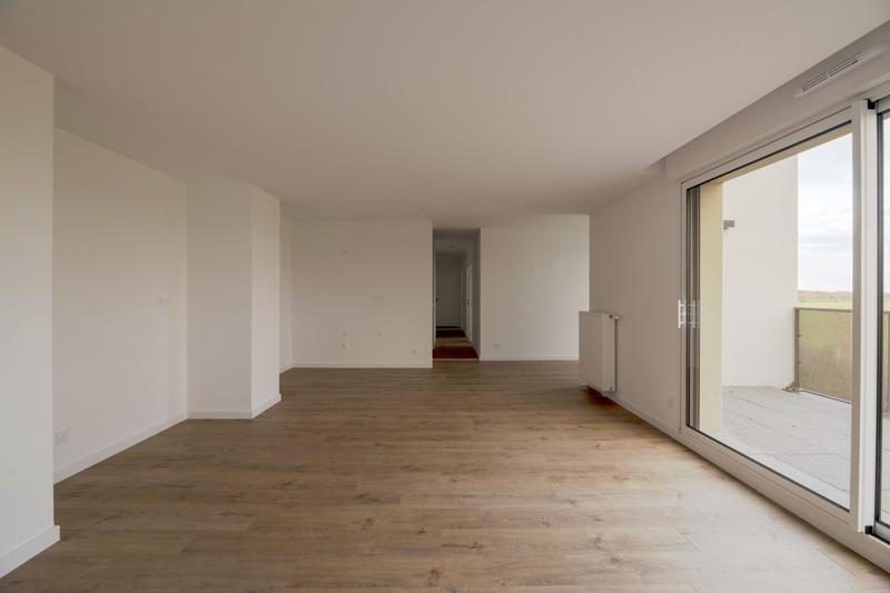 Appartement - 94 m² - 4 pièces