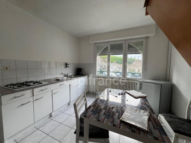 Maison - 144 m² - 8 pièces