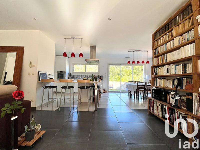 Maison - 121 m² - 4 pièces