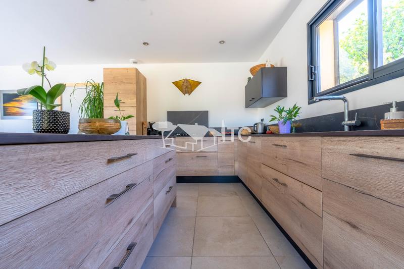 Villa - 132 m² - 5 pièces