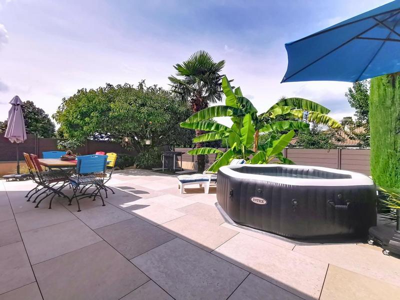 Maison - 110 m² - 5 pièces