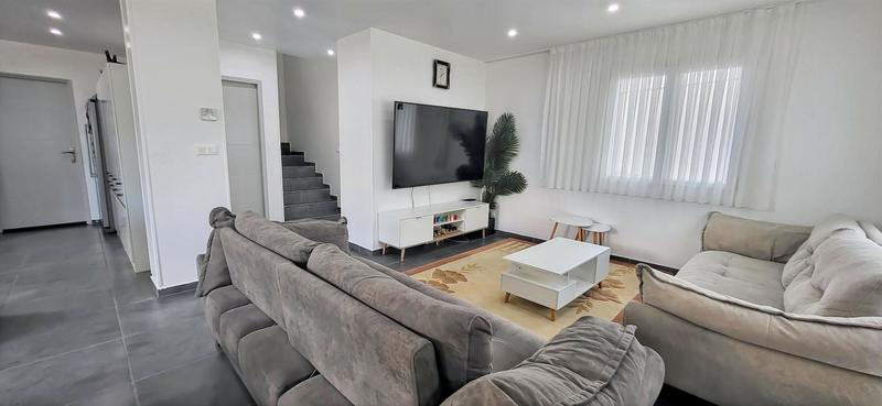 Villa - 100 m² - 4 pièces