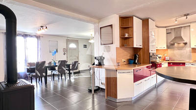 Maison - 165 m² - 5 pièces