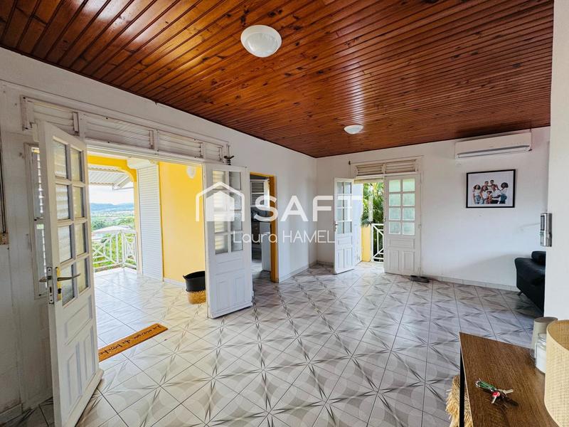 Maison - 209 m² - 8 pièces