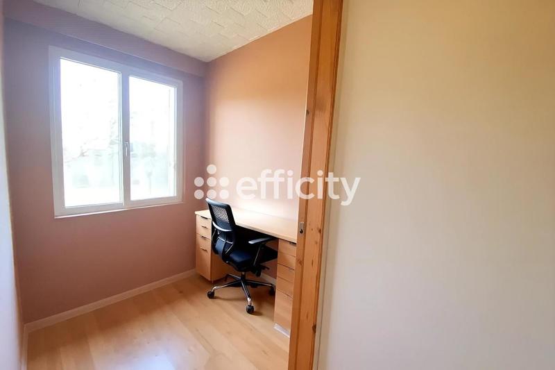 Pavillon - 160 m² - 6 pièces