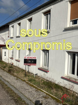 Maison - 678 m² - 12 pièces
