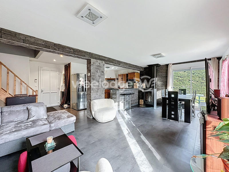 Maison - 115 m² - 6 pièces