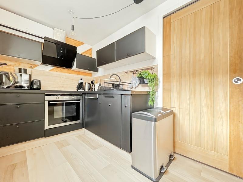 Appartement ancien - 62 m² - 3 pièces