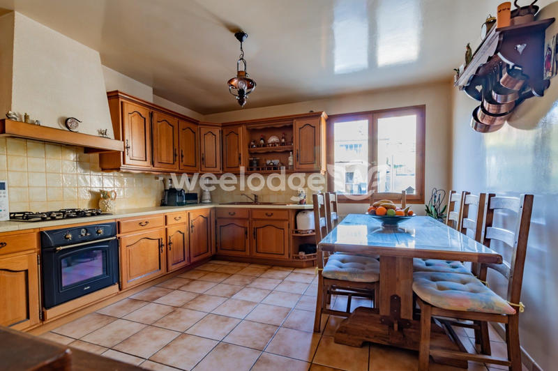 Maison ancienne - 139 m² - 7 pièces