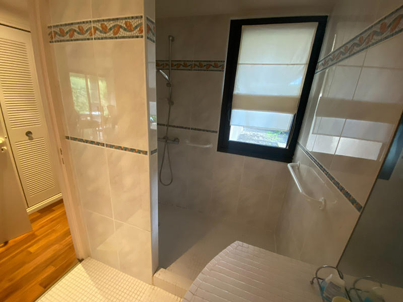 Maison - 195 m² - 7 pièces