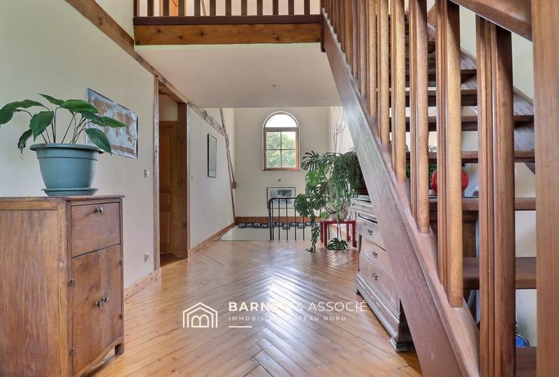 Maison - 440 m² - 12 pièces