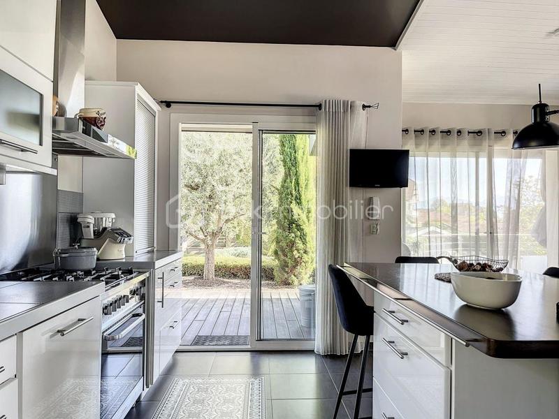 Maison d'architecte - 219 m² - 8 pièces