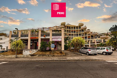 Local commercial - 85 m² - 3 pièces