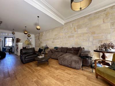 Appartement - 115 m² - 4 pièces