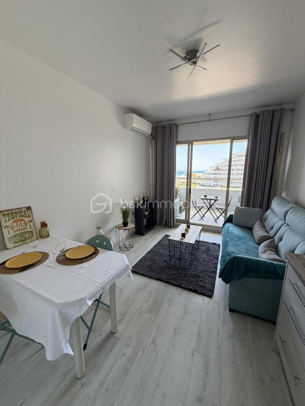 Studio - 24 m² - 1 pièce