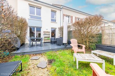 Maison - 84 m² - 4 pièces