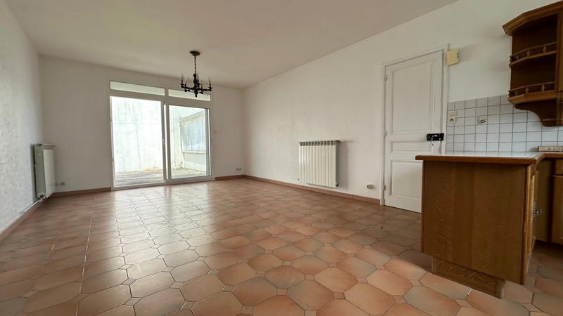 Villa - 215 m² - 8 pièces