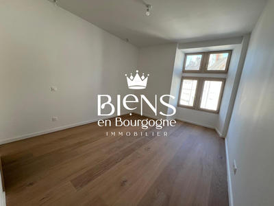 Appartement - 178 m² - 5 pièces