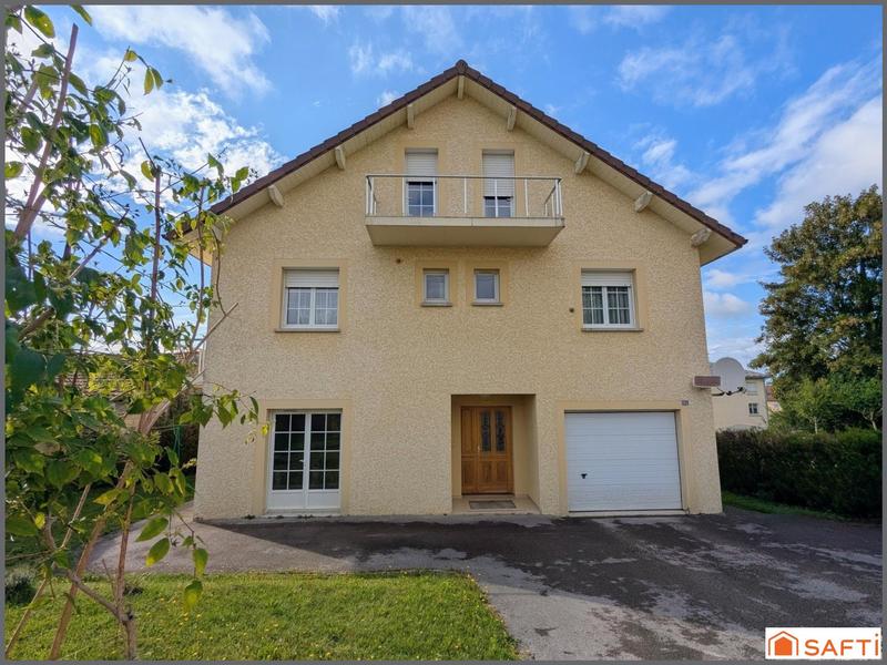 Maison - 192 m² - 7 pièces