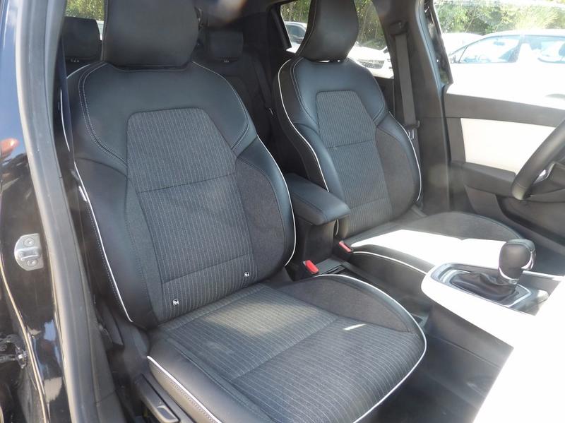 Renault Clio 1.6 E-Tech full hybrid 145ch Techno