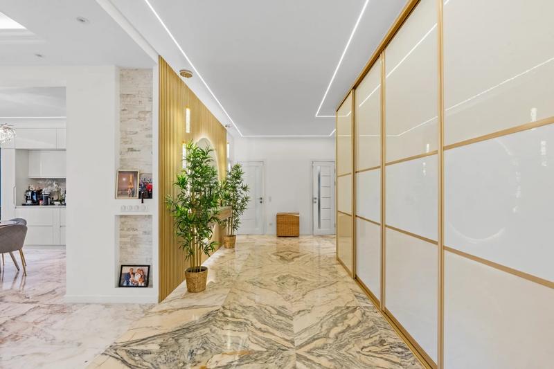 Appartement - 108 m² - 4 pièces