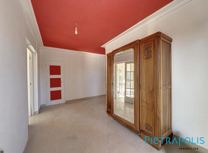 Maison - 185 m² - 7 pièces