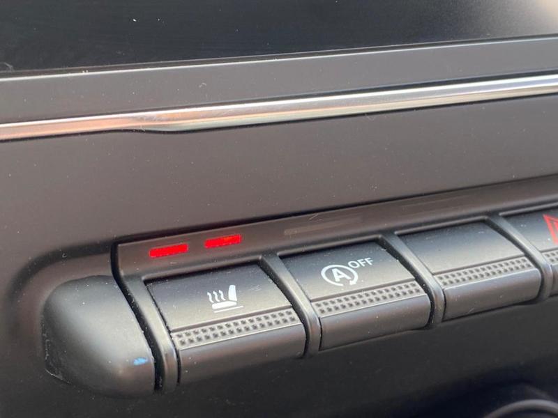 Renault Clio Sce 65 cv limited clim Gps radars Bluetooth sièges chauffants