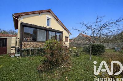 Maison - 95 m² - 5 pièces