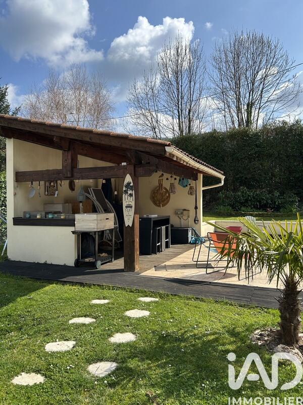 Maison - 150 m² - 6 pièces