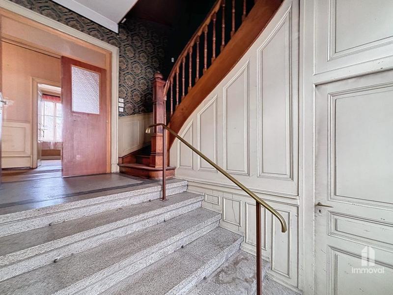Maison bourgeoise - 238 m² - 11 pièces