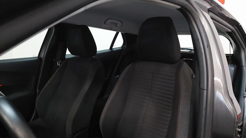 Peugeot 2008 Bluehdi 130 s&amp;S Eat8 Active Business