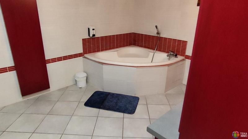 Maison - 101 m² - 4 pièces