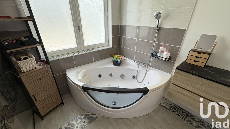 Maison de ville - 130 m² - 8 pièces