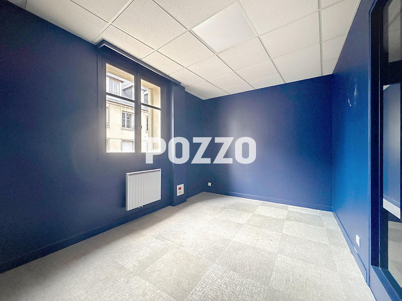 Local commercial - 190 m² - 6 pièces