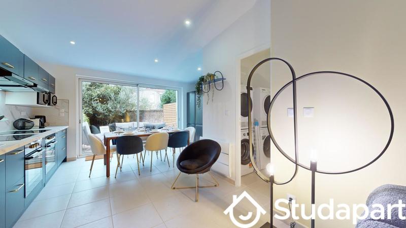 Chambre - 13 m² - 1 pièce