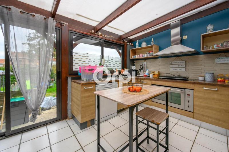 Maison - 85 m² - 5 pièces