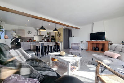 Maison - 80 m² - 3 pièces