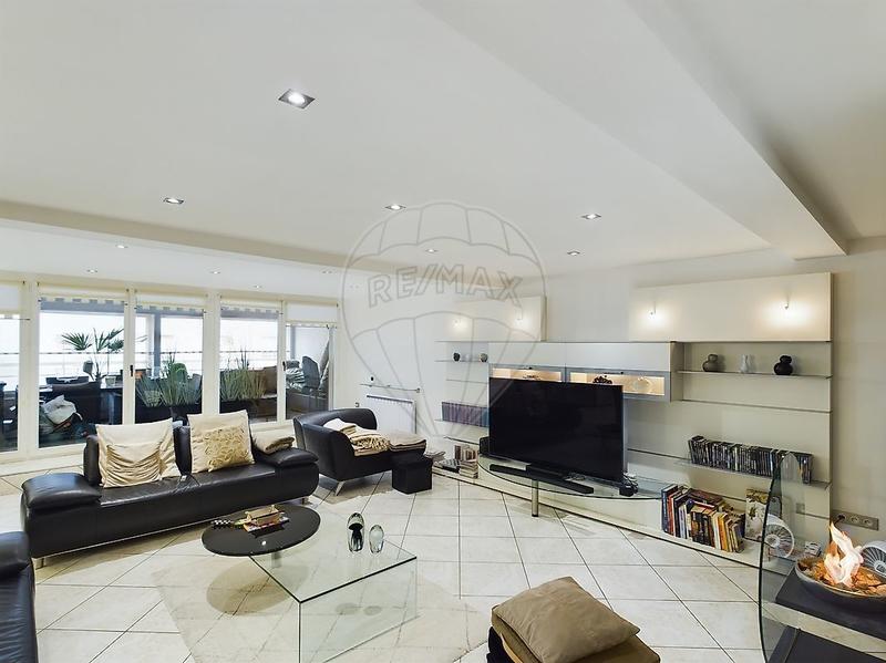 Appartement - 152 m² - 3 pièces