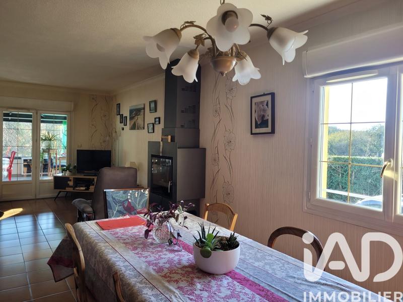 Maison - 176 m² - 7 pièces