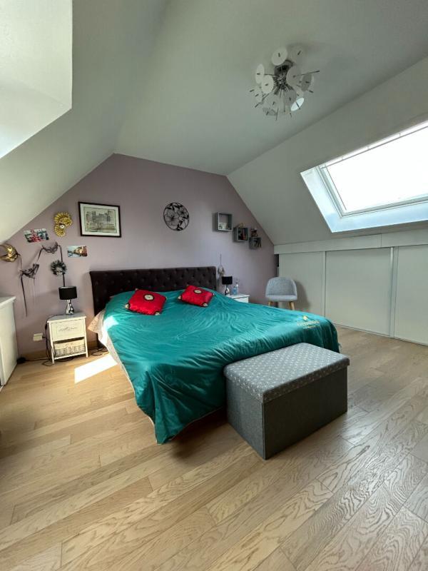 Maison - 135 m² - 6 pièces