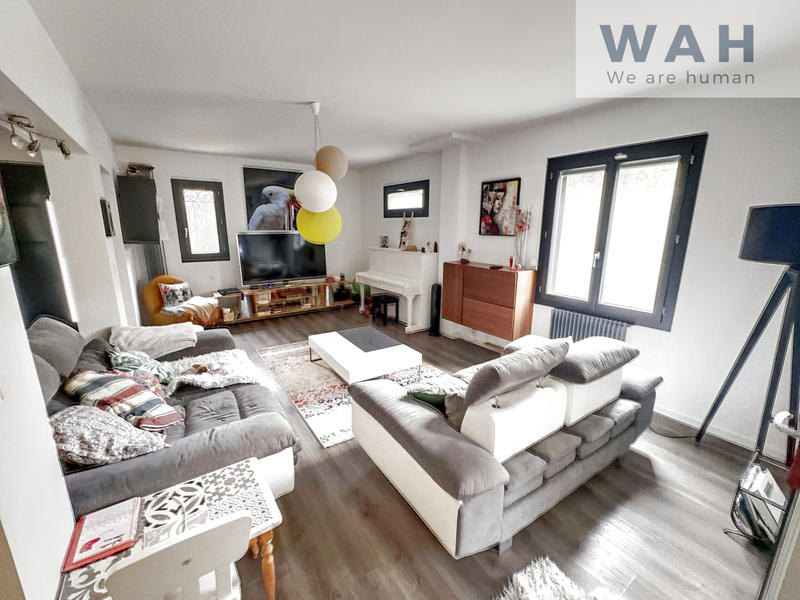 Maison - 162 m² - 6 pièces