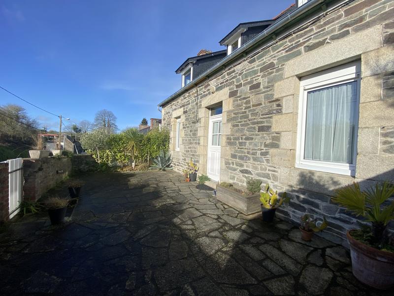 Maison - 90 m² - 3 pièces