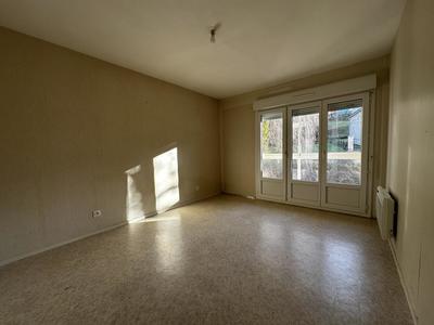 Appartement - 83 m² - 4 pièces