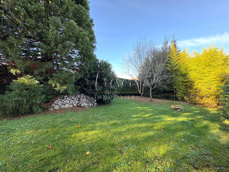 Maison de village - 140 m² - 6 pièces