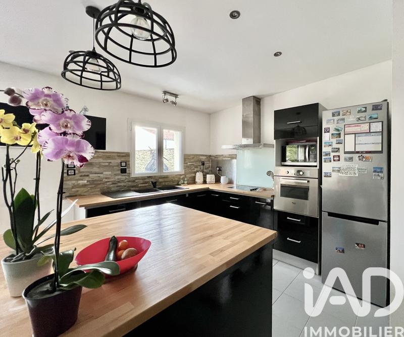 Maison - 83 m² - 5 pièces