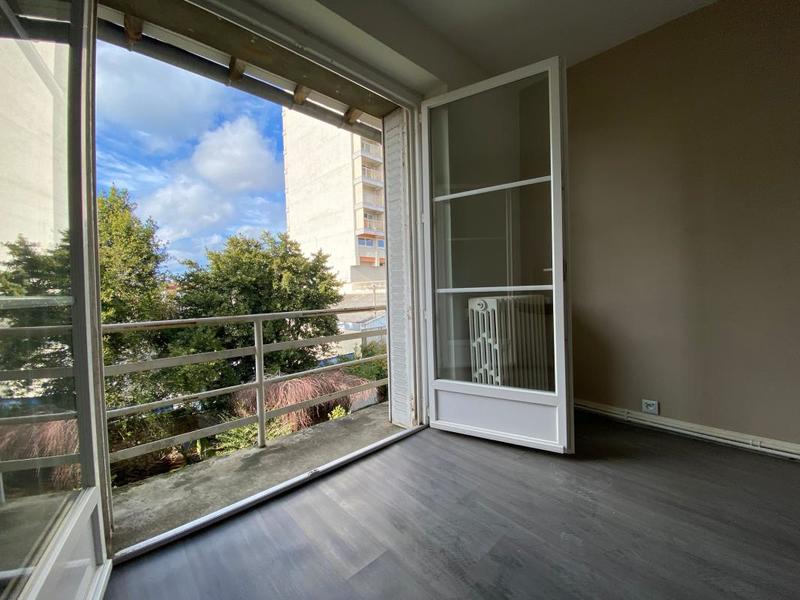 Appartement - 64 m² - 4 pièces