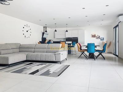 Maison - 119 m² - 4 pièces