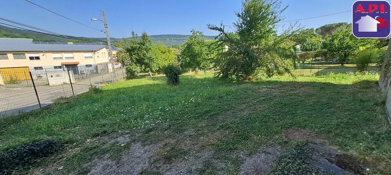 Local d'activités - 606 m² - 8 pièces