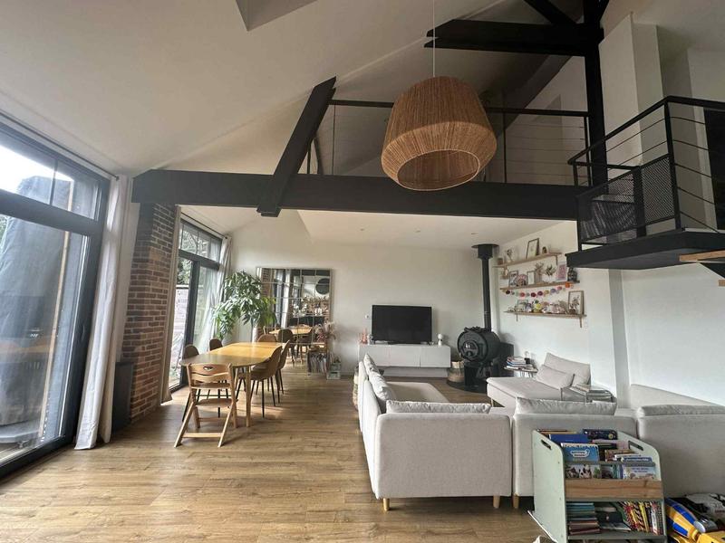 Maison - 120 m² - 5 pièces