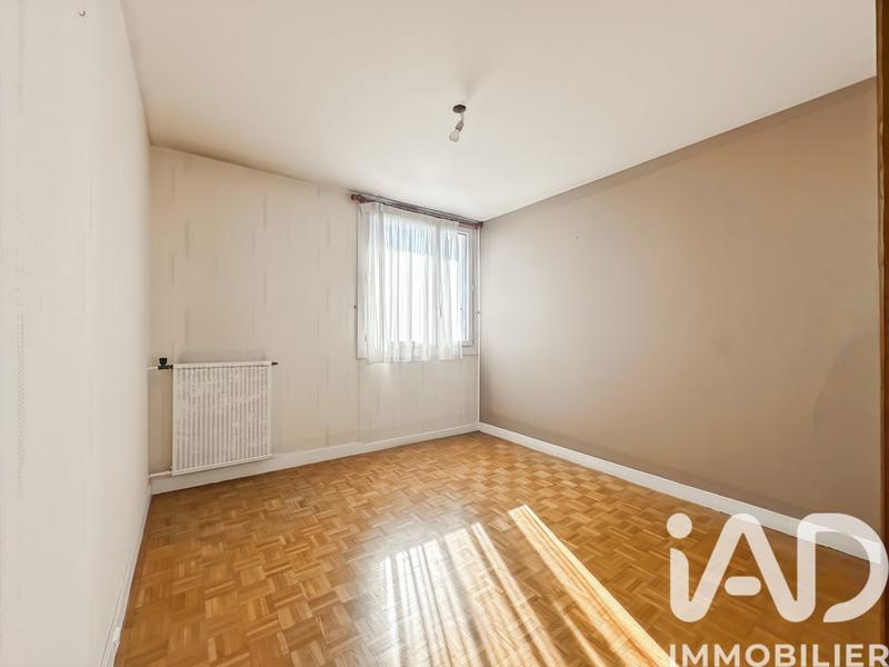 Appartement - 90 m² - 5 pièces